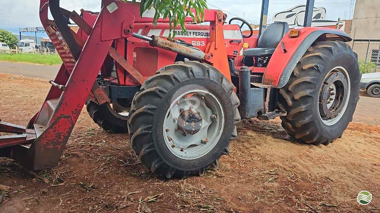 TRATOR MASSEY FERGUSON MF 283 Tração 4x4 CR Máquinas Agrícolas CASSILANDIA MATO GROSSO DO SUL MS